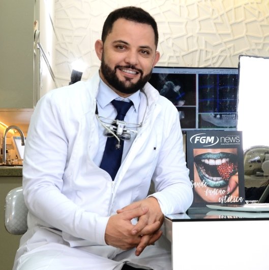 Dr. Fábio Júnior da Silva
