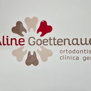 Dra. Aline Goettenauer
