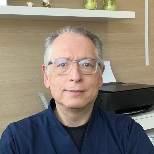 Dr. Carlos Eduardo Sáenz