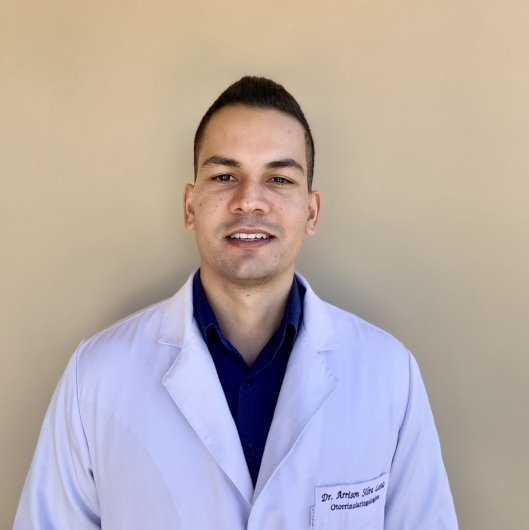 Dr. Arrison Silva Leitão