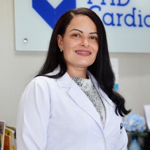 Dra. Roberta Santiago