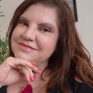 Dr. Ivone Menezes Lima