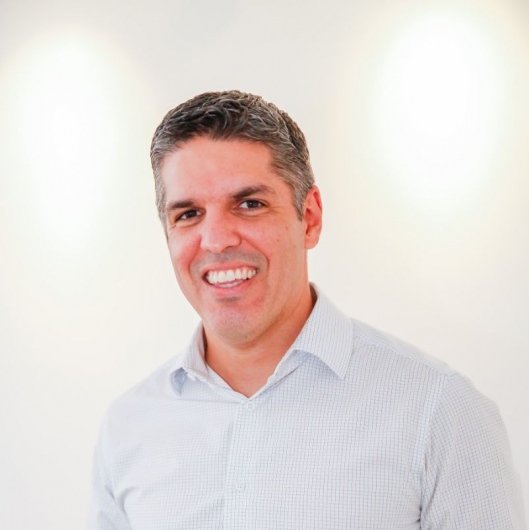 Dr. Rodrigo de Paula França