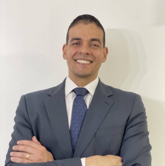 Dr. Márcio Pinheiro