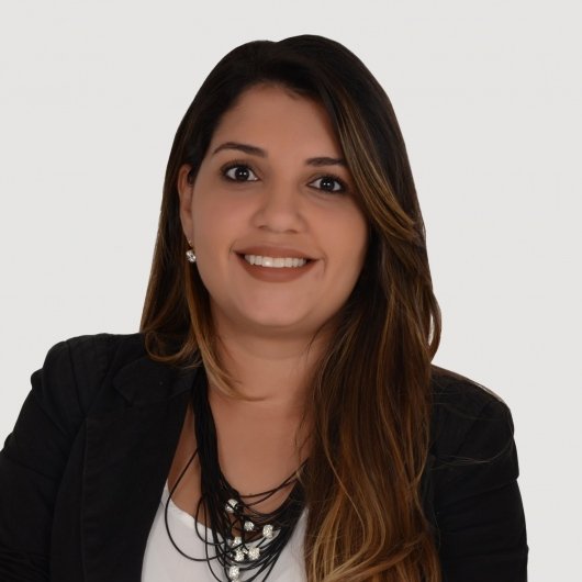 Dra. Janaína Silva