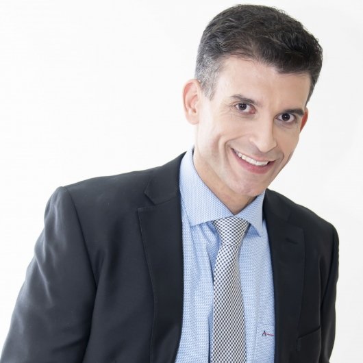 Dr. Frederico Araujo Oliveira