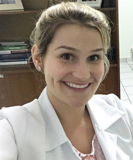 Dra. Renata Vilela