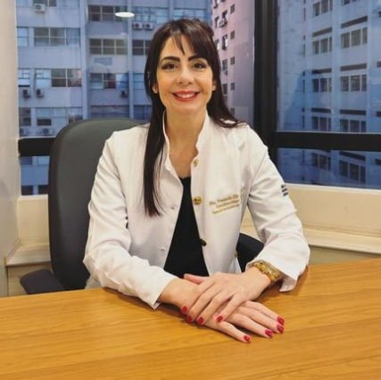 Dra. Fernanda Aline Freitas Ferreira