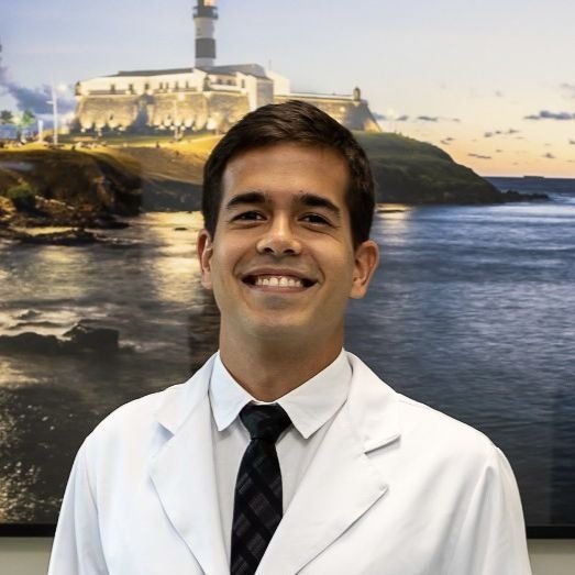 Dr. Rafael Moura