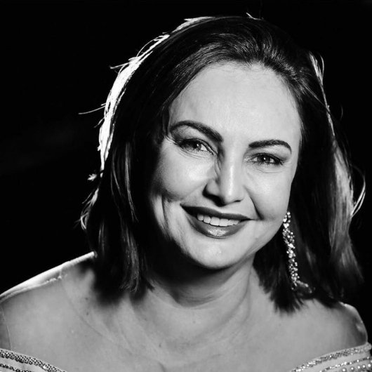 Dra. Giselle Silva Costa Martins