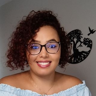 Dra. Juliana Moura