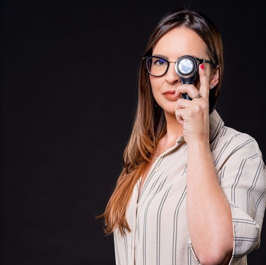 Dra. Aline Knak