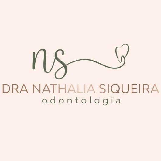 Dra. Nathalia Siqueira