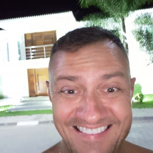 Dr. Adailton Carneiro Rocha