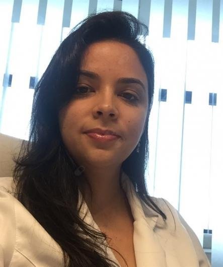 Dra. Luciana Souza Cruz Caminha