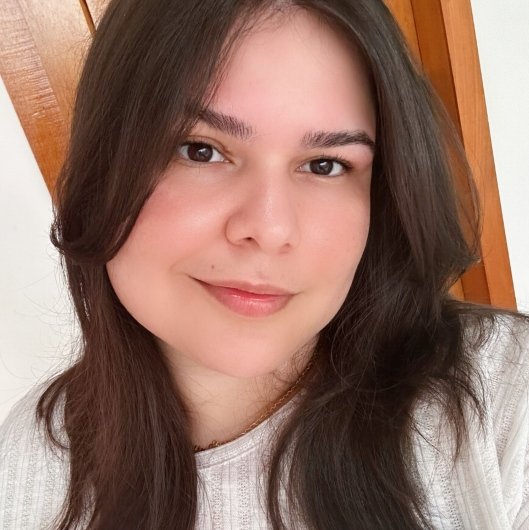 Laíssa Gabriela de O. Lessa