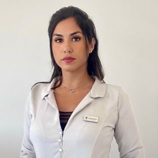 Dra. Larissa Gaia