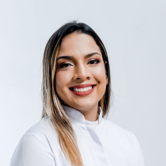 Dra. Laryssa Pinho
