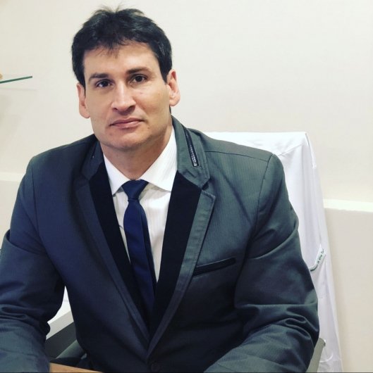 Dr. Marcelo Terra
