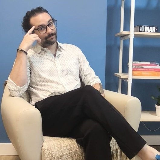 Dr. Lucas Lauar Viana
