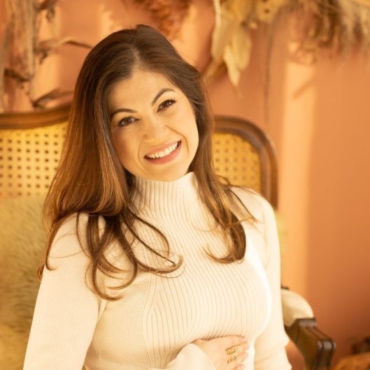 Dra. Kelly Cristina Soccol Barbieri