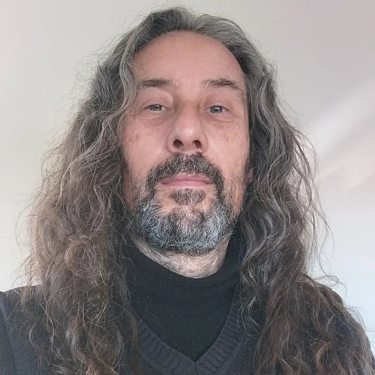 Prof. Fabian André Dos Reis