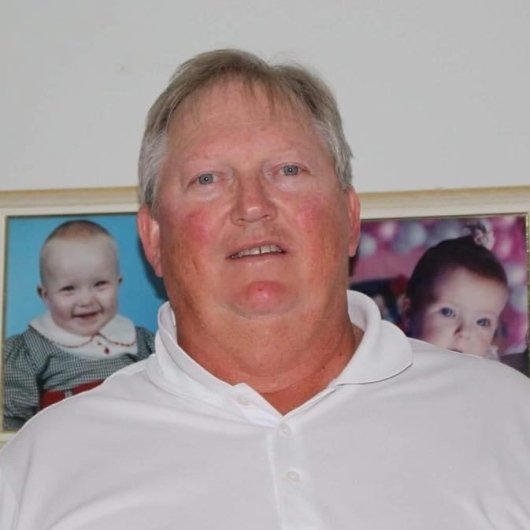 Dr. Ricardo Eick