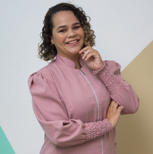 Dra. Andressa Gomes