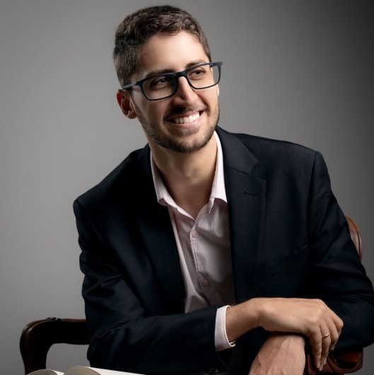 Dr. Vitor Martins Gonçalves