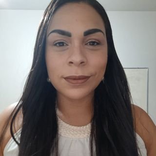 Dra. Amanda Estevão