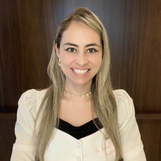 Dra. Fernanda Ferreira Cardoso