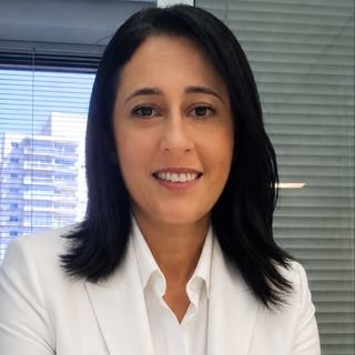 Dra. Aline Sabrina Holanda Teixeira Moraes