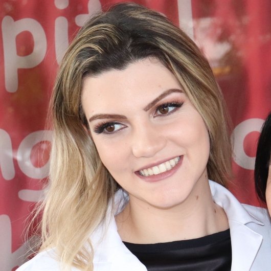 Dra. Kallynne Parra