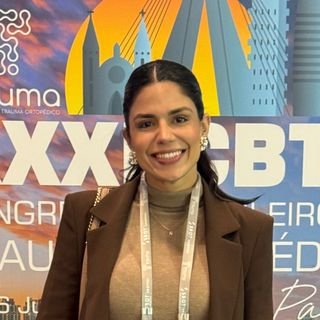 Dra. Nicolle Barreto De Souza