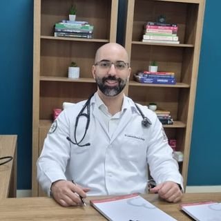 Dr. Leonardo Bizon