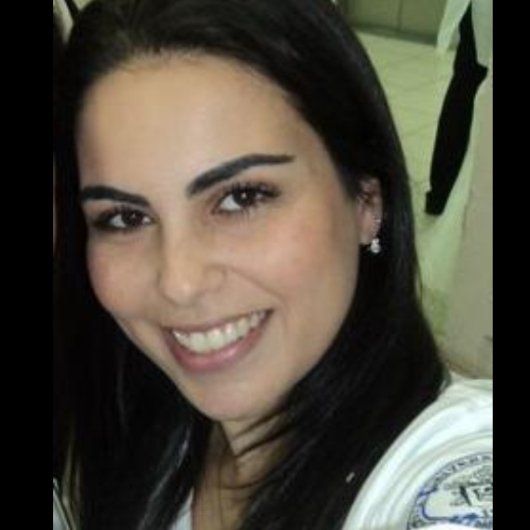Dra. Nathalia Gaspar Vallilo