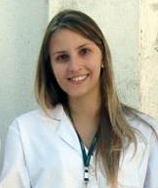 Dra. Ana Clara Moraes