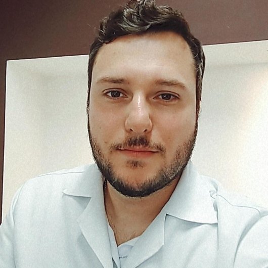 Dr. Matheus Marin Sanches