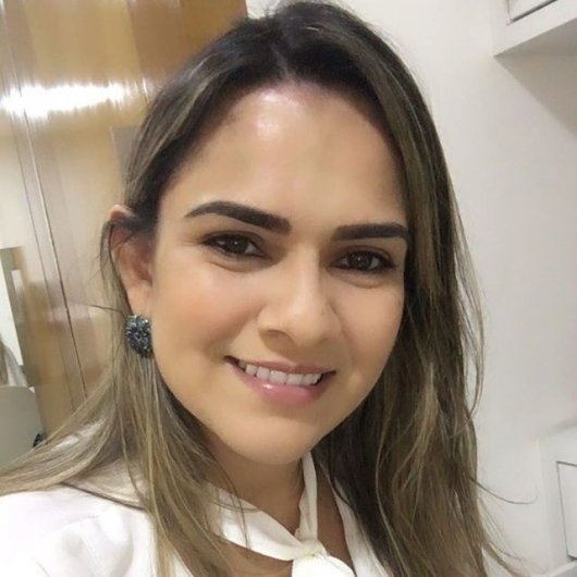 Aurislândia Veríssimo Monteiro Costa