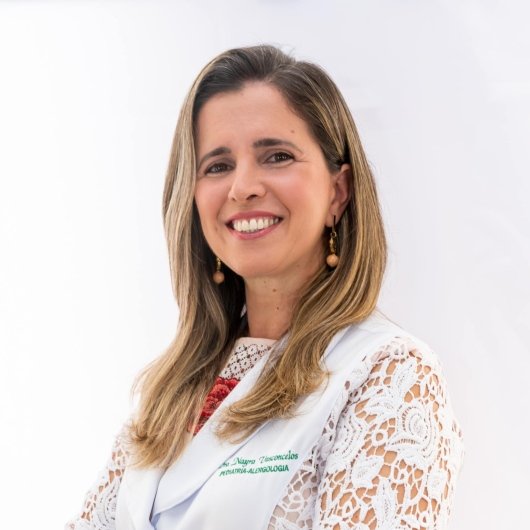 Dra. Nayra Valdete Andrade Vasconcelos