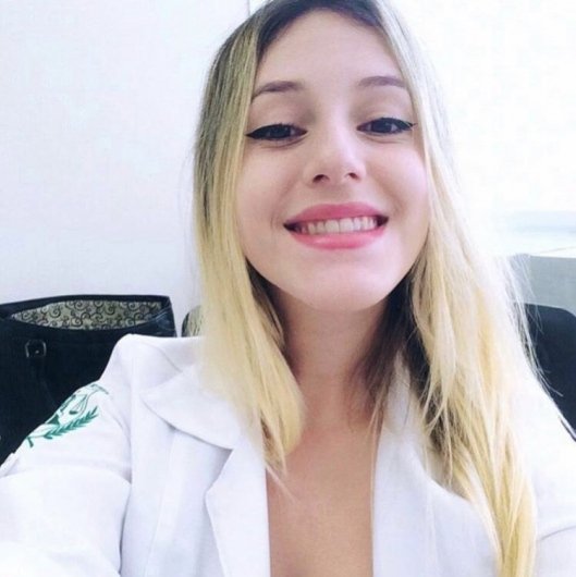 Dra. Letícia Lourenço da Silva