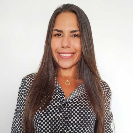 Alana Carine Souza Moura
