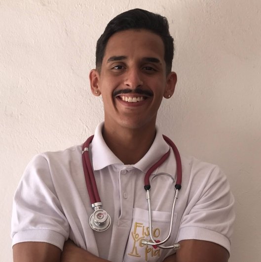 Dr. Mateus de Novaes Polonio