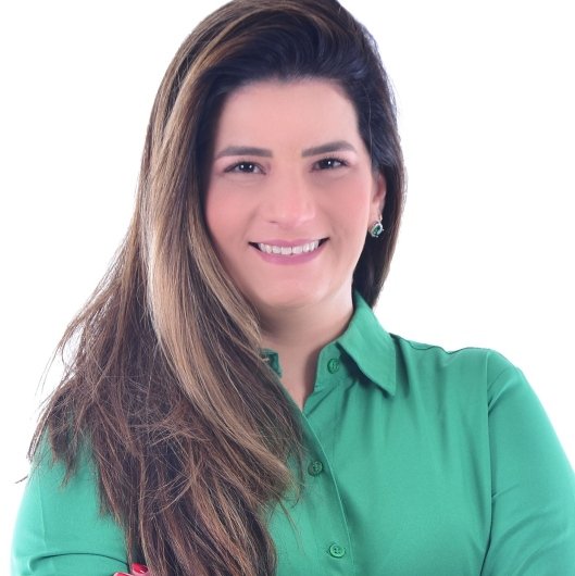 Karla Cardoso Araújo