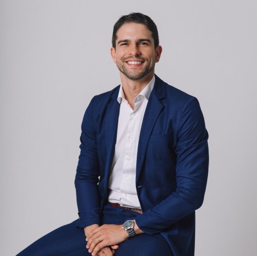 Dr. Felipe Mágero