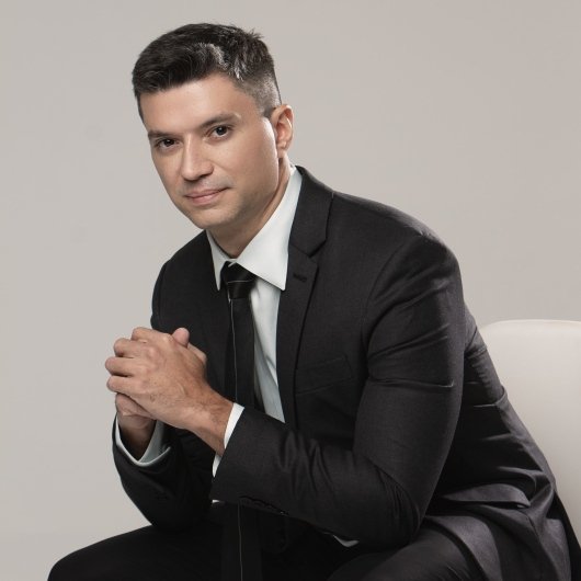 Dr. Rafael Queiroz