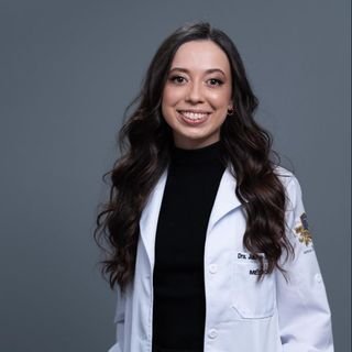 Dra. Julia de Colo Lima