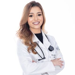 Dra. Isabela Vitória Santos