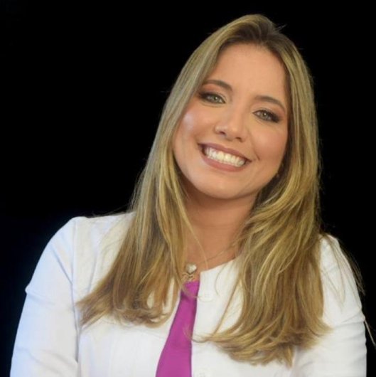 Dra. Caroline da Rocha Domingos Barbosa