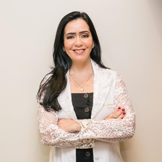 Dra. Juliana Correia